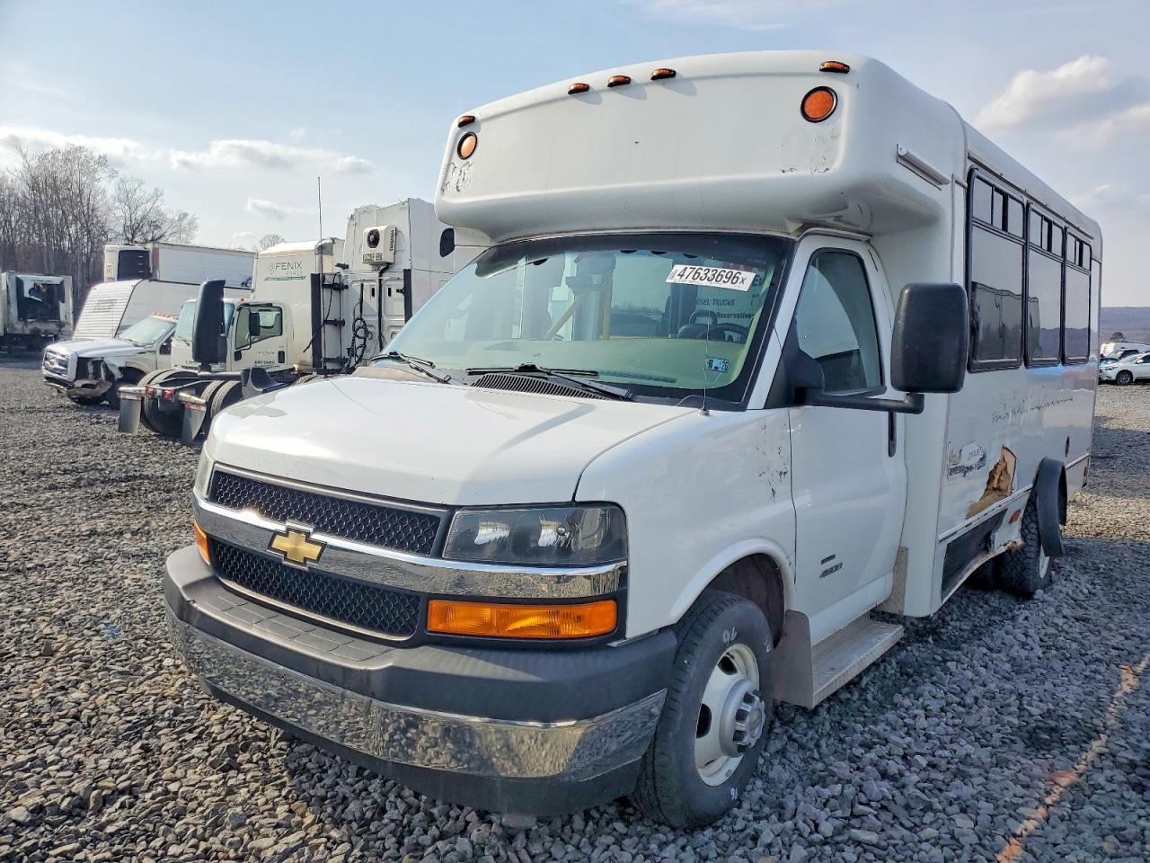 2019 Chev Express G4500