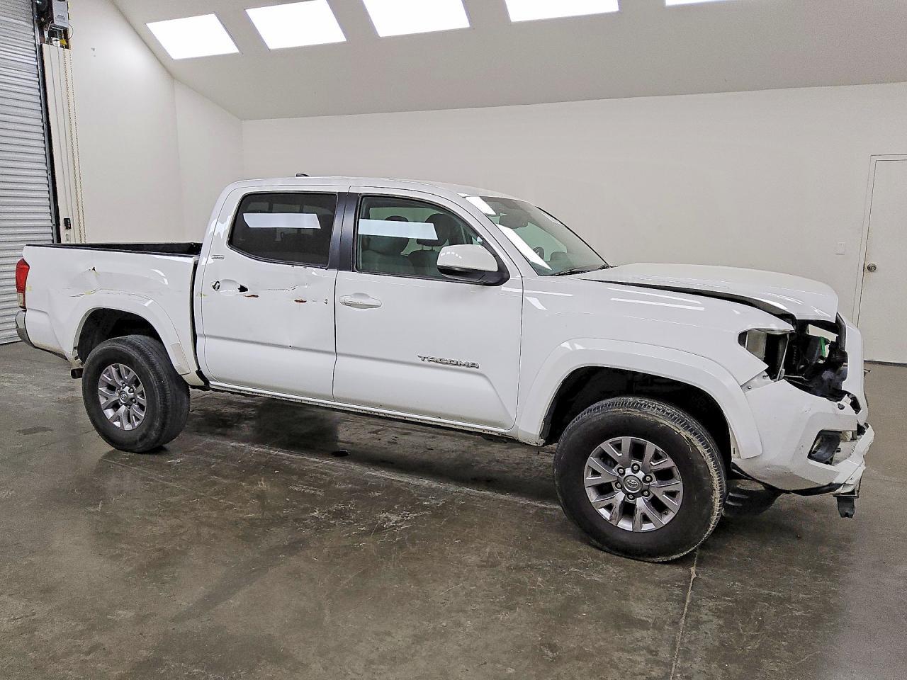 2017 Toyota Tacoma SR5 V6