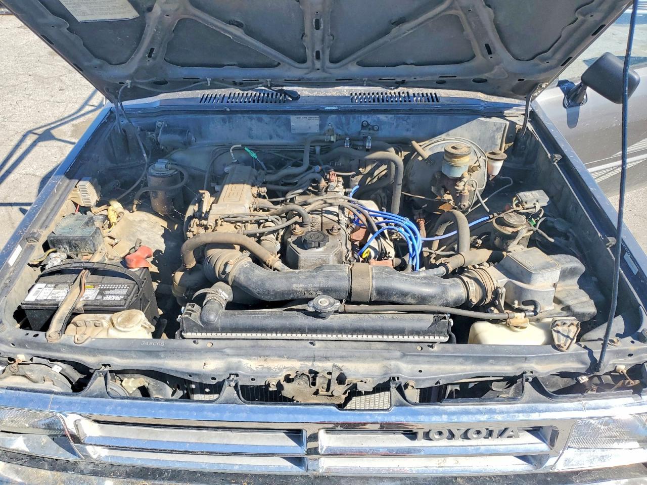 1988 Toyota Pickup Base