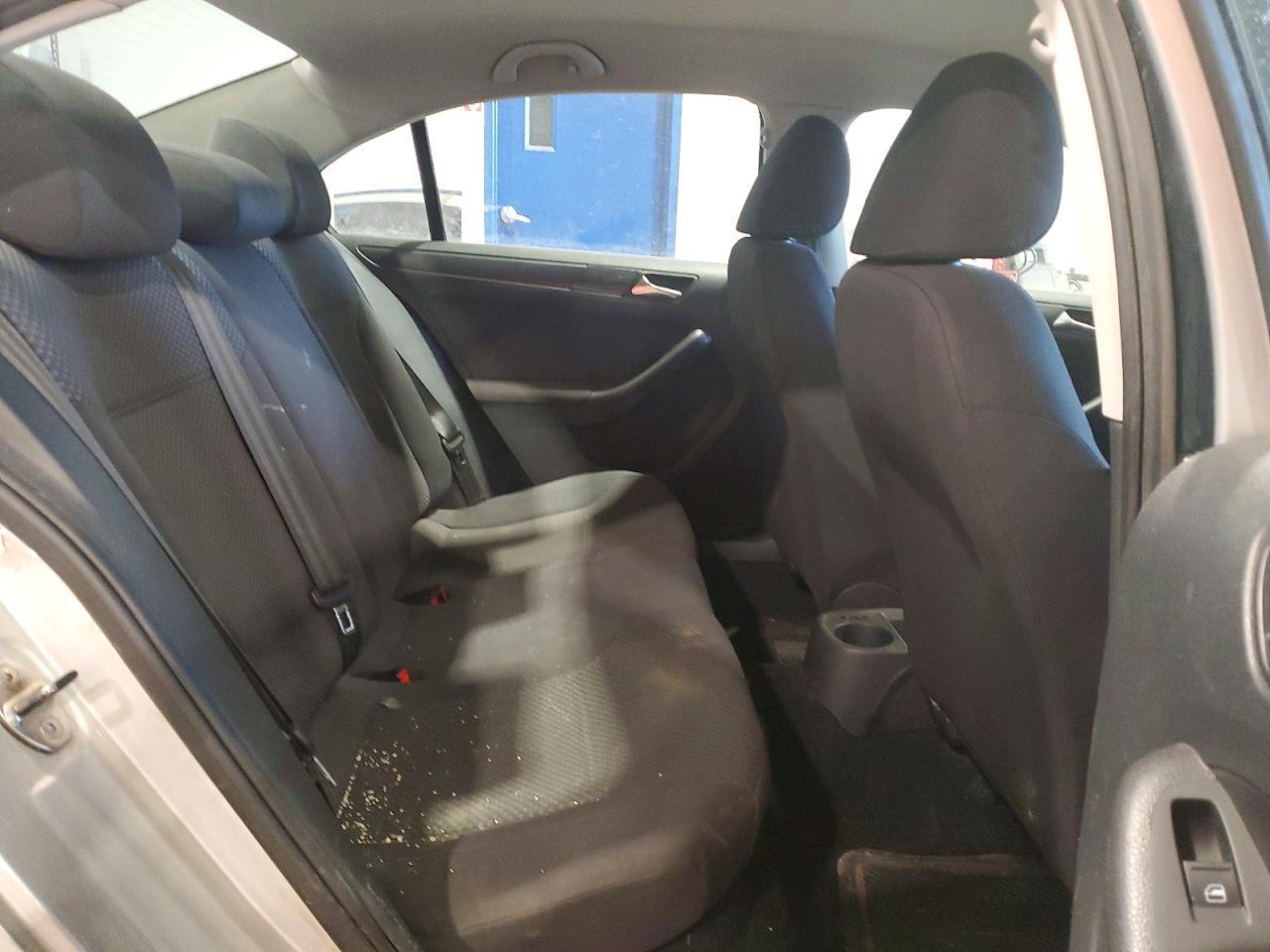 2012 Volkswagen Jetta Base