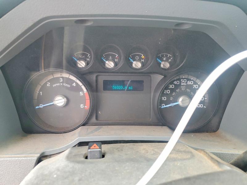 2014 Ford F450 Super Duty Flatbed Truck