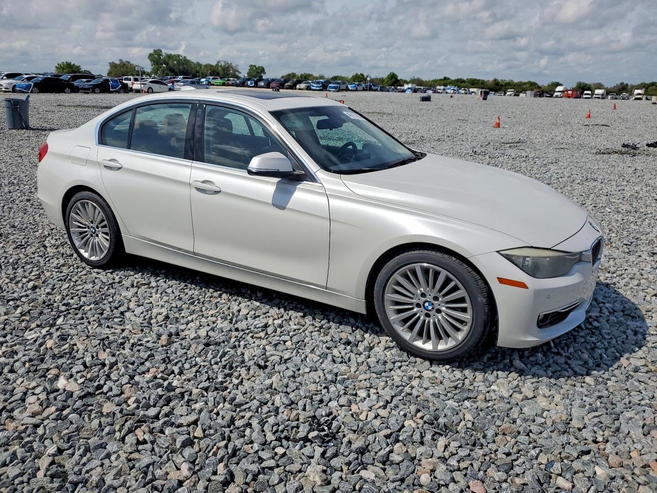 2014 BMW 328 i