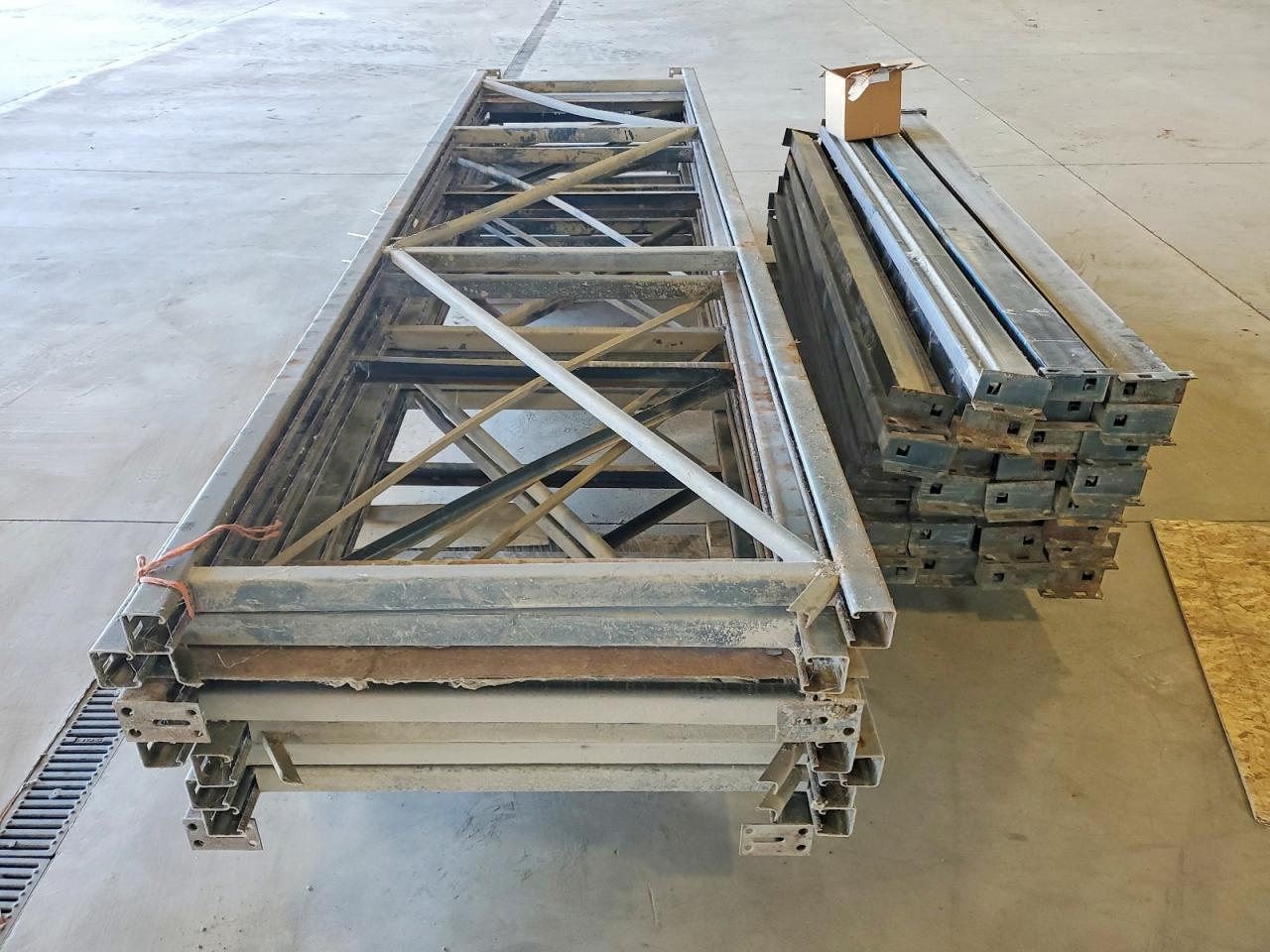 1995 Rack Industrial