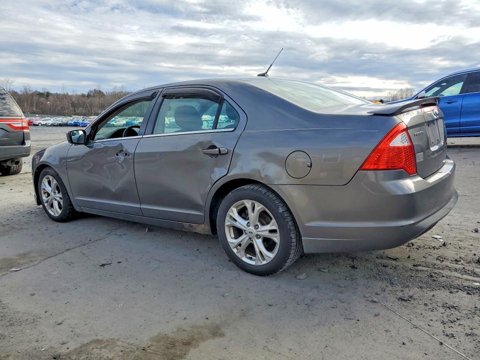 2012 Ford Fusion se