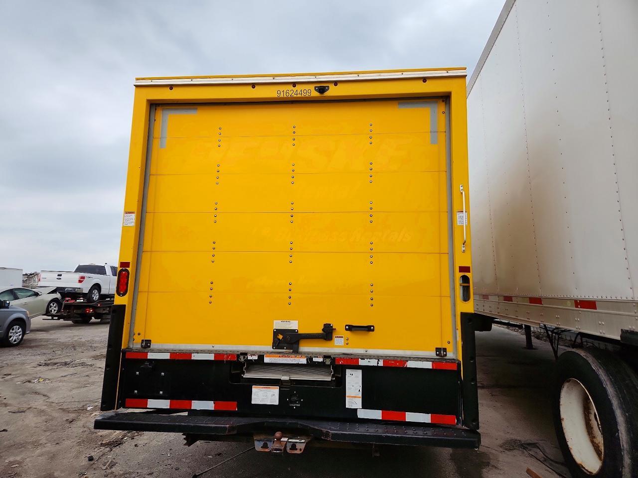 2022 GMC Savana BOX Truck