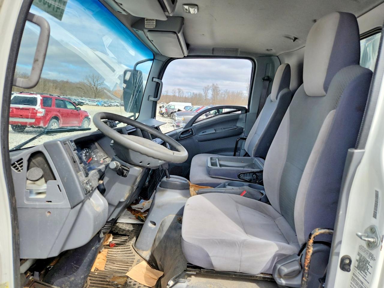 2017 Isuzu NPR HD