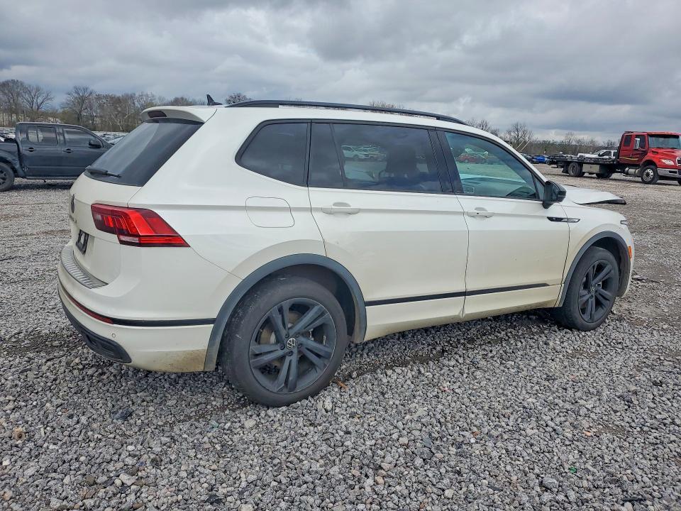 2023 Volkswagen Tiguan se R-line Black