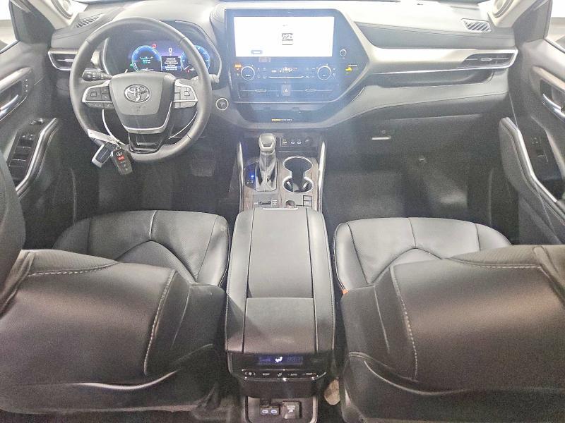 2025 Toyota Highlander Hybrid Limited