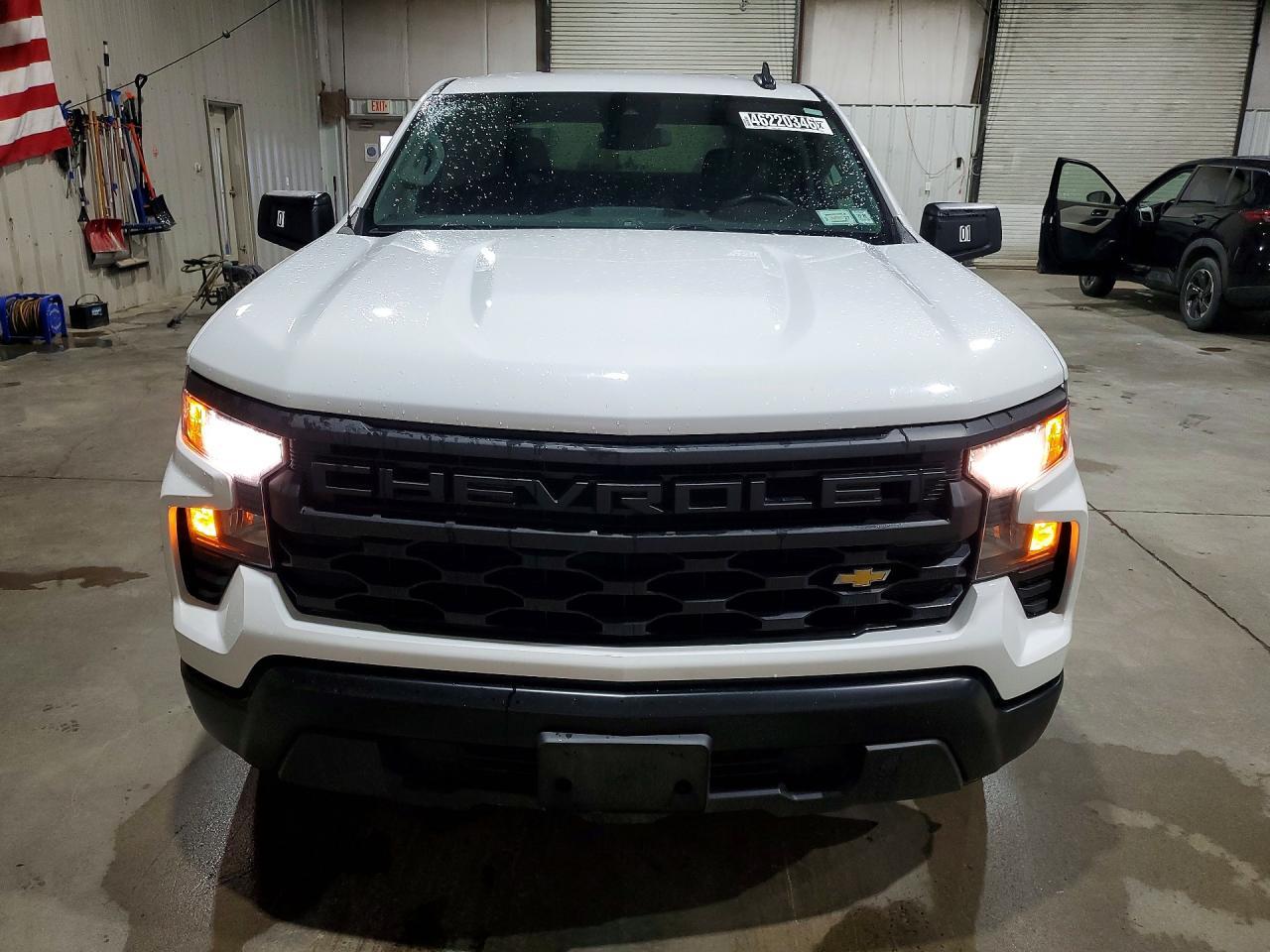 2023 Chevrolet Silverado C1500