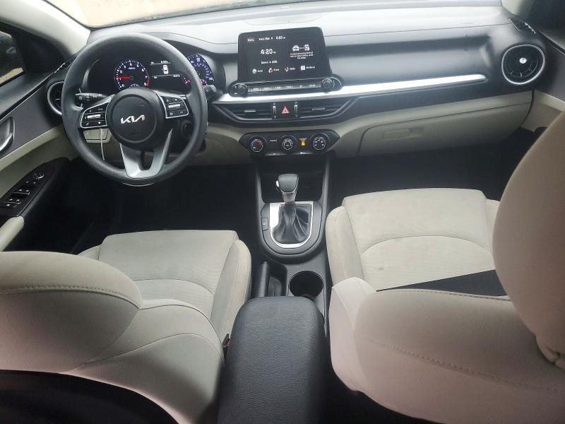 2023 KIA Forte lxs