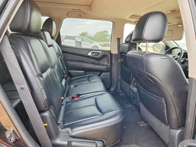 2018 Nissan Pathfinder Platinum