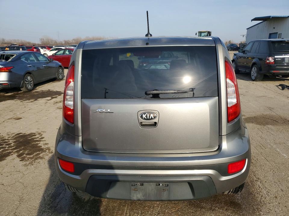 2013 KIA Soul Base