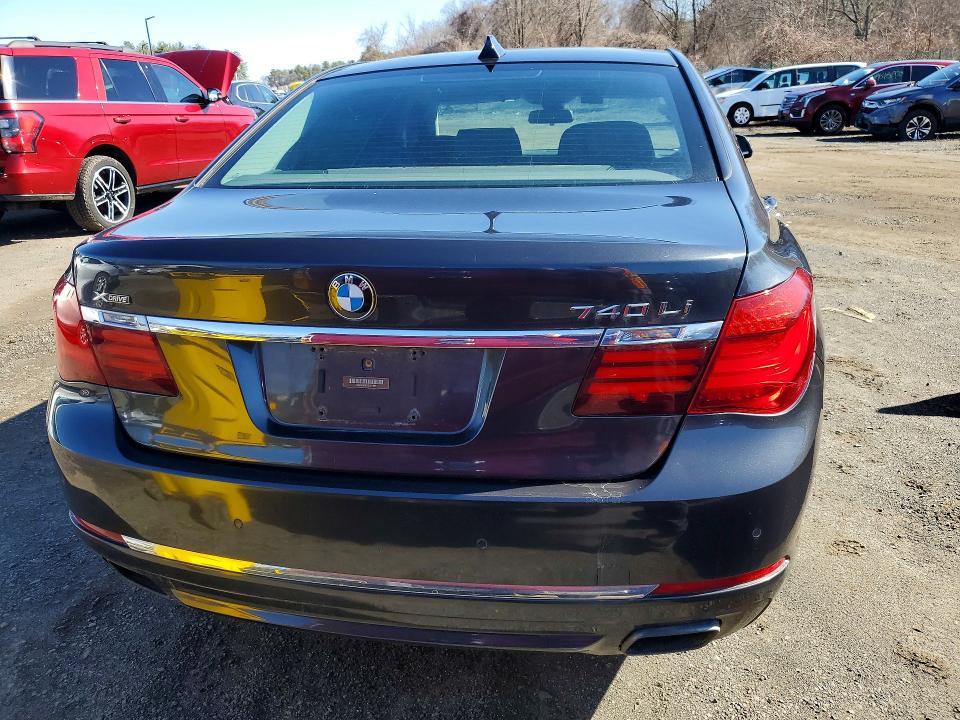 2014 BMW 740 lxi