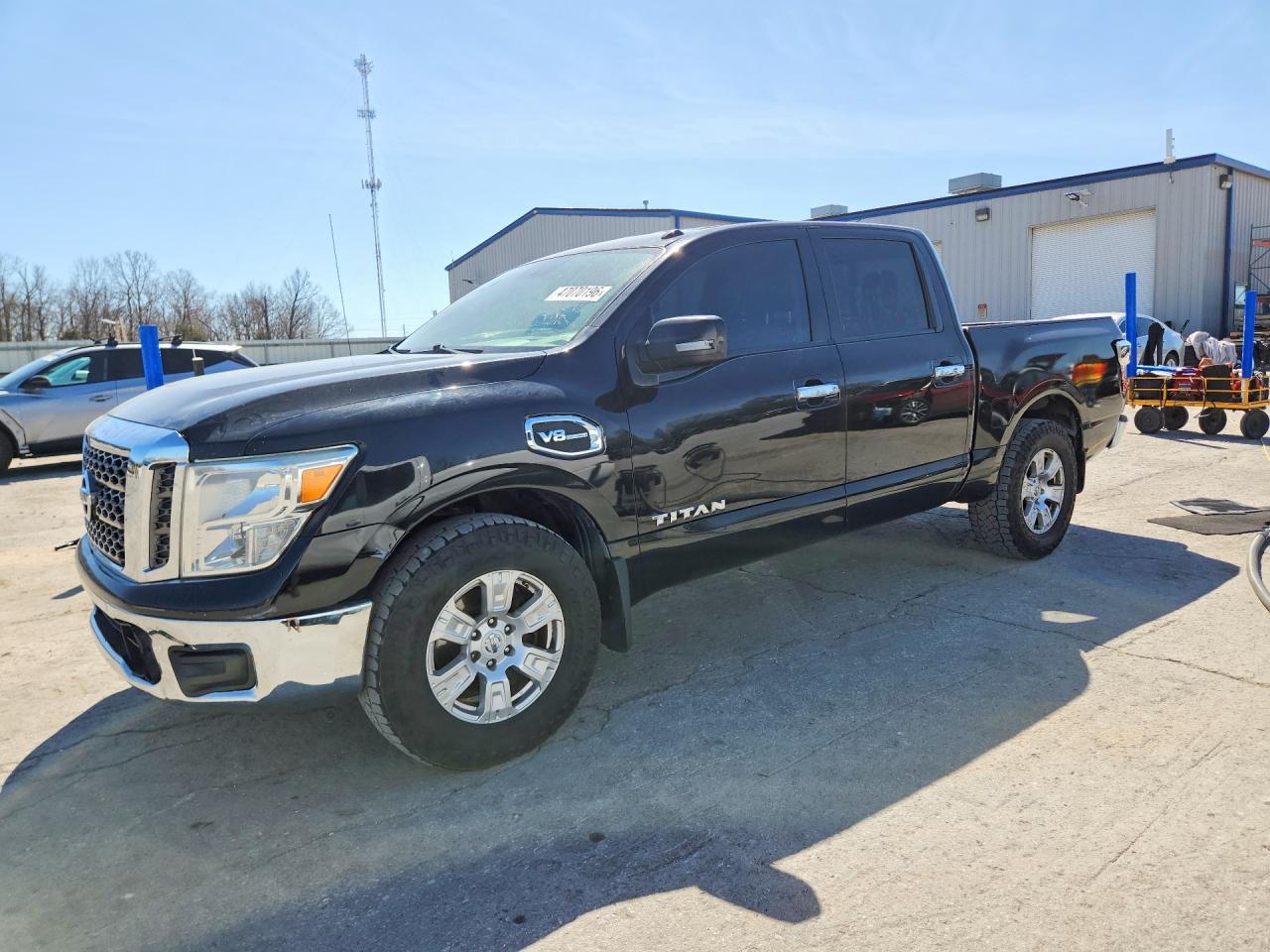 2017 Nissan Titan SV