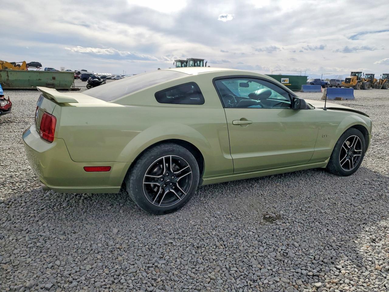 2005 Ford Mustang gt