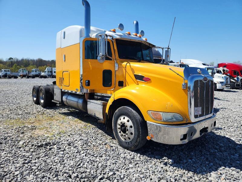 2010 Peterbilt 386