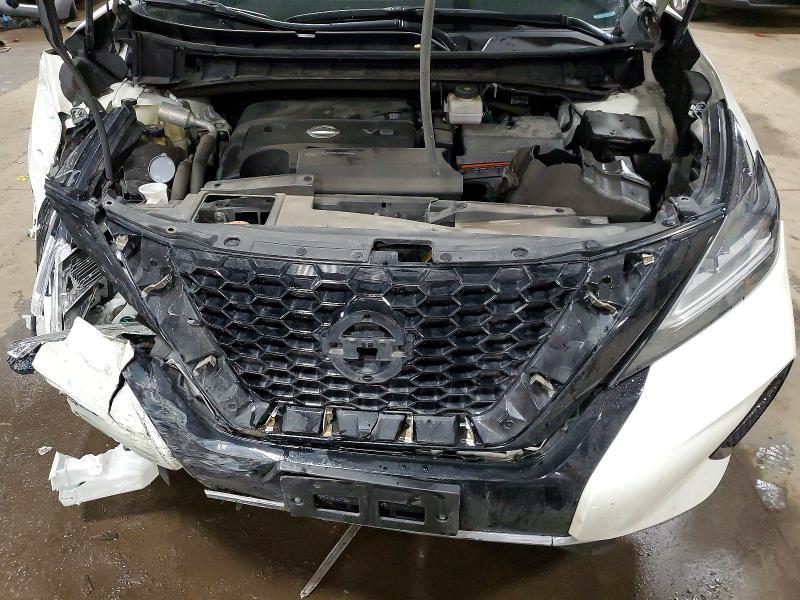 2019 Nissan Murano s