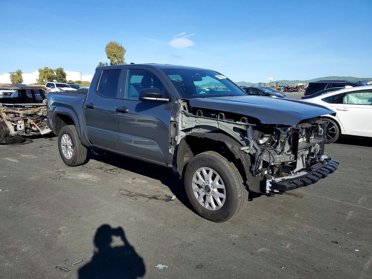 2025 Toyota Tacoma SR