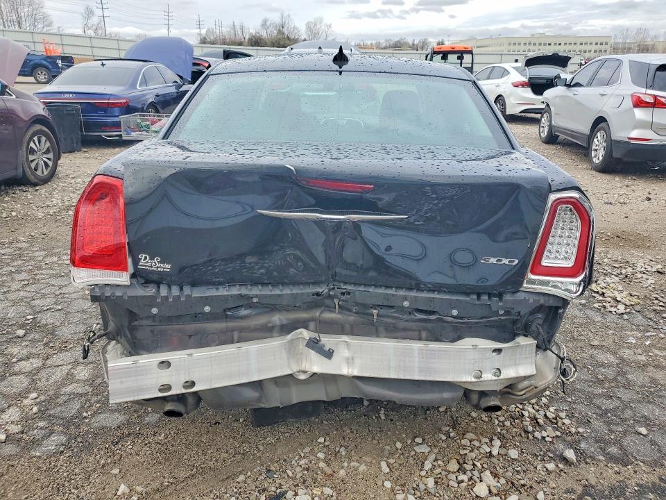 2020 Chrysler 300 Touring
