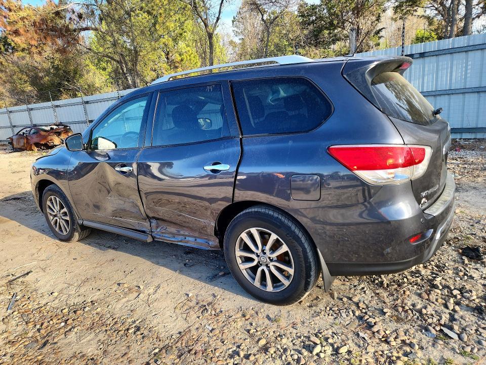 2014 Nissan Pathfinder sv
