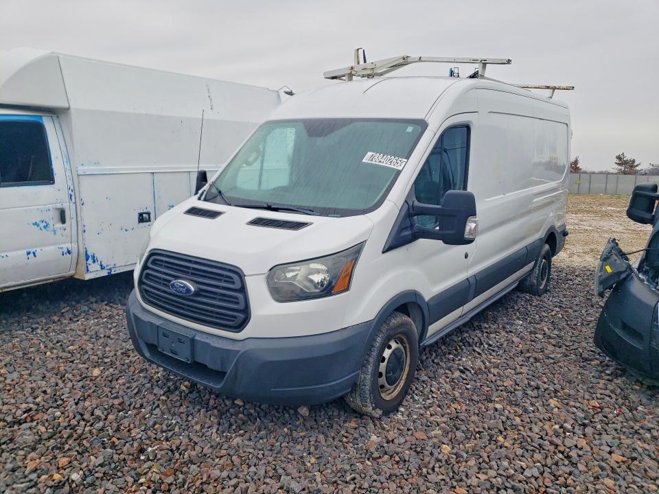 2015 Ford Transit 250 SRW Medium Roof Van Utility / Service