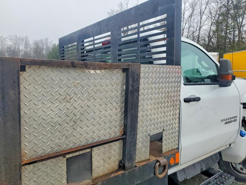 2019 Chevrolet GM515 Flatbed Truck