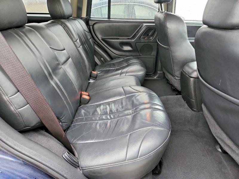 2004 Jeep Grand Cherokee Laredo