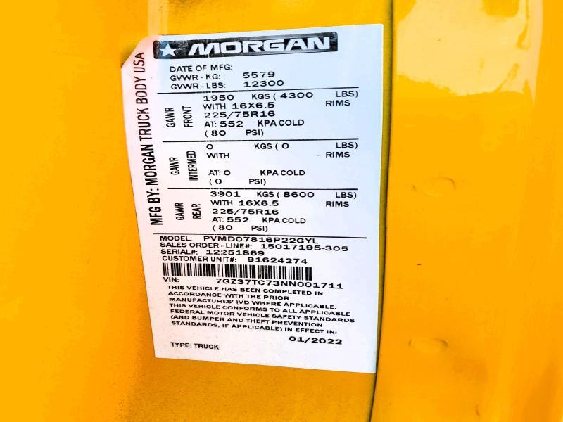 2022 GMC Savana BOX Truck