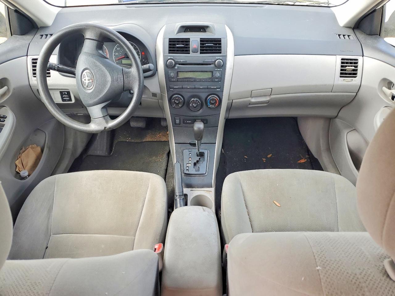 2013 Toyota Corolla l