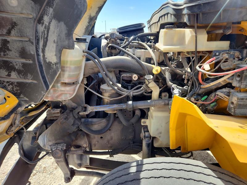 2011 International 4300 BOX Truck