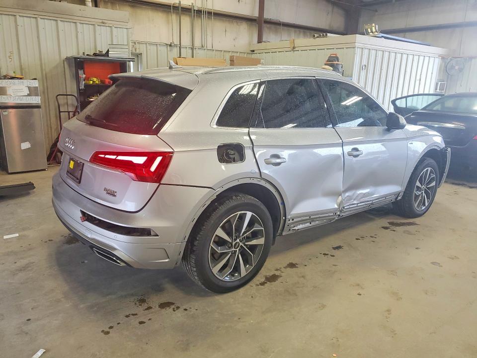 2022 Audi Q5 Premium Plus 45