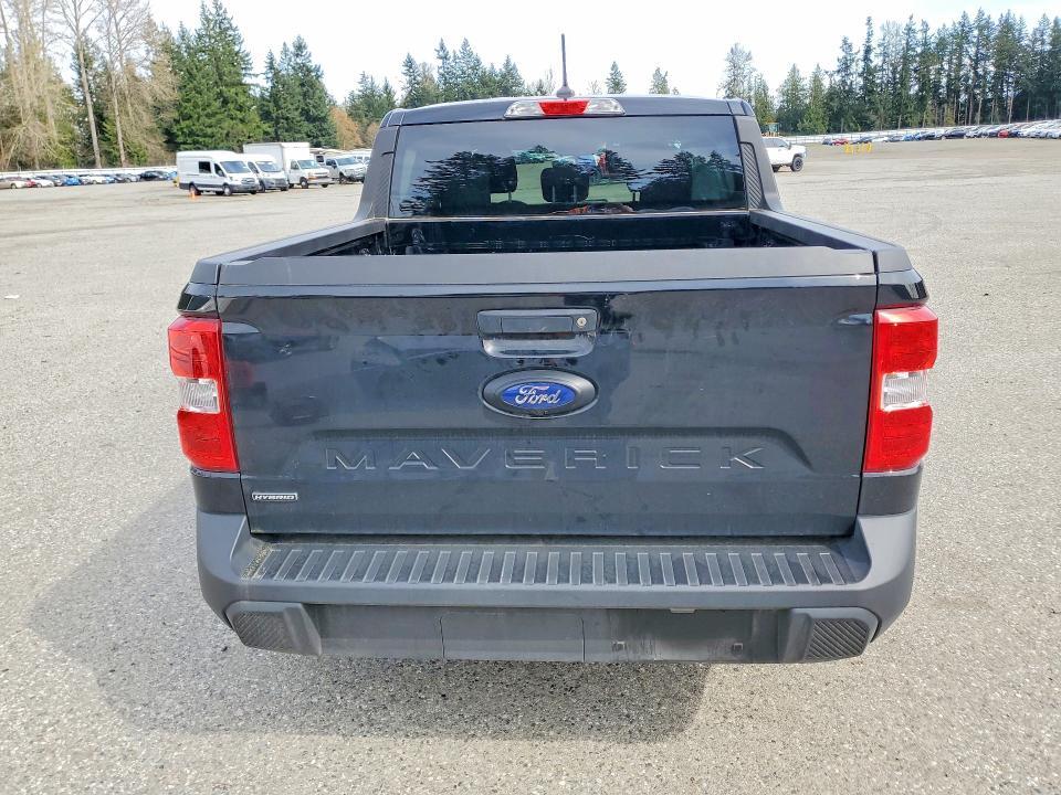 2024 Ford Maverick XL