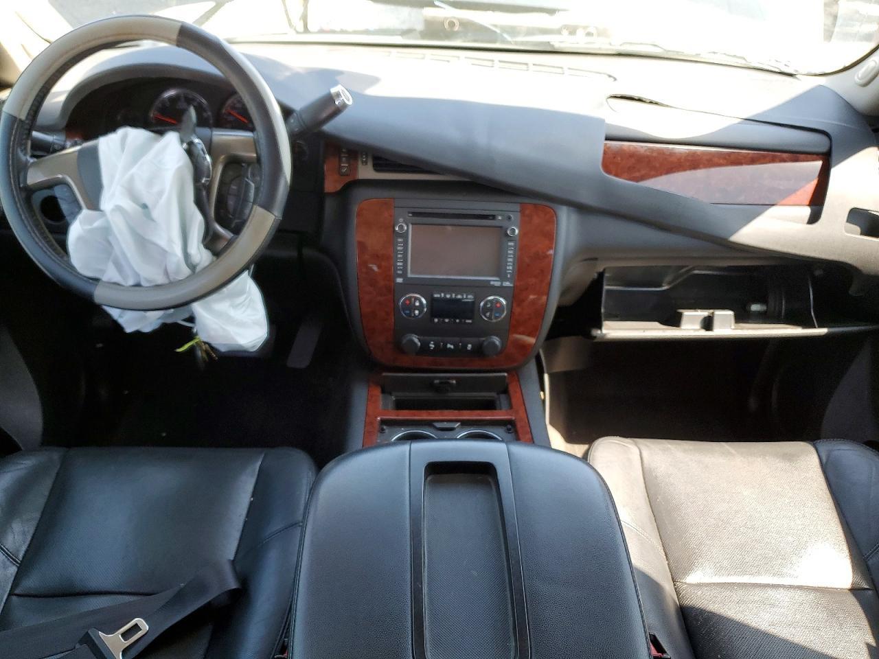 2013 Chevrolet Avalanche LTZ