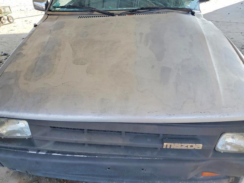1991 Mazda B2200 Short BED