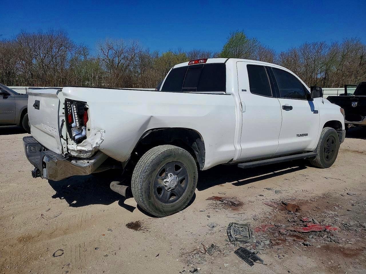 2018 Toyota Tundra SR5