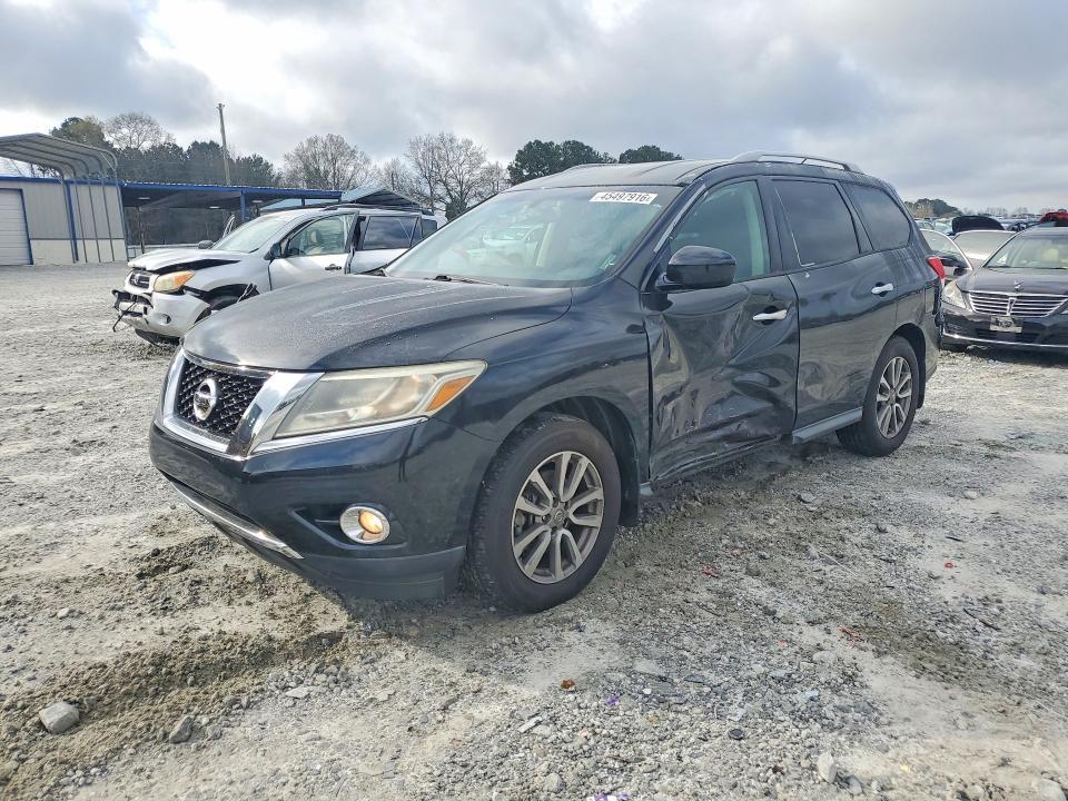 2015 Nissan Pathfinder sv