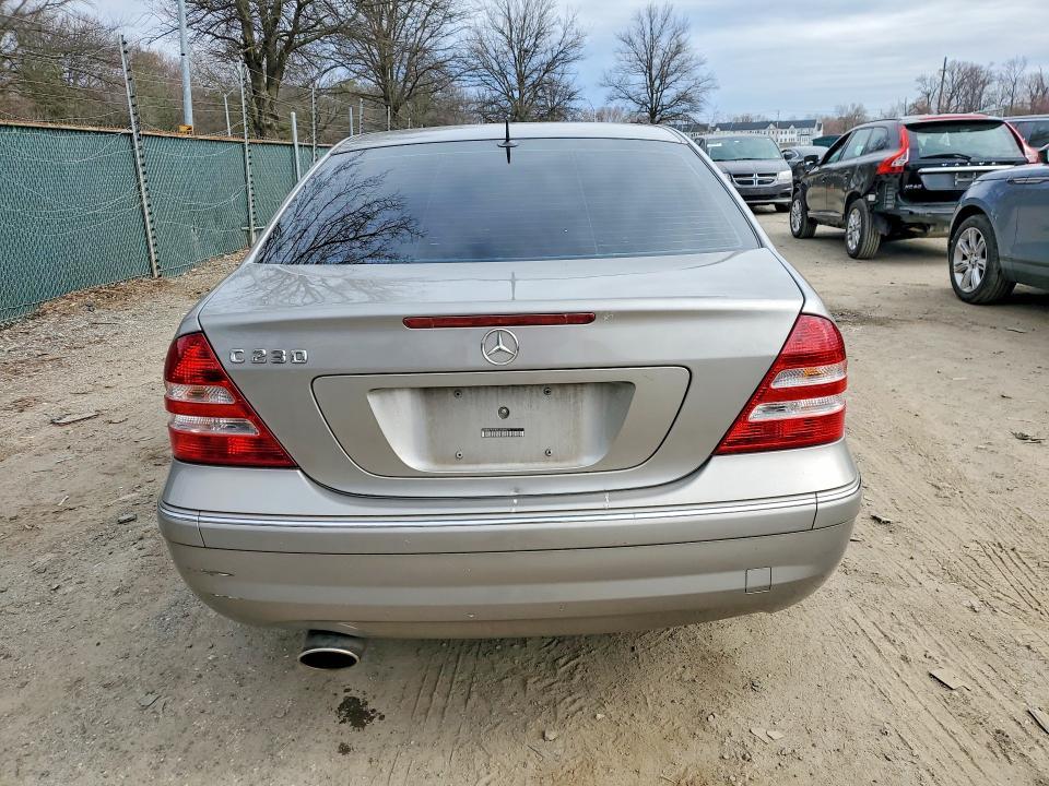 2006 Mercedes-Benz C 230