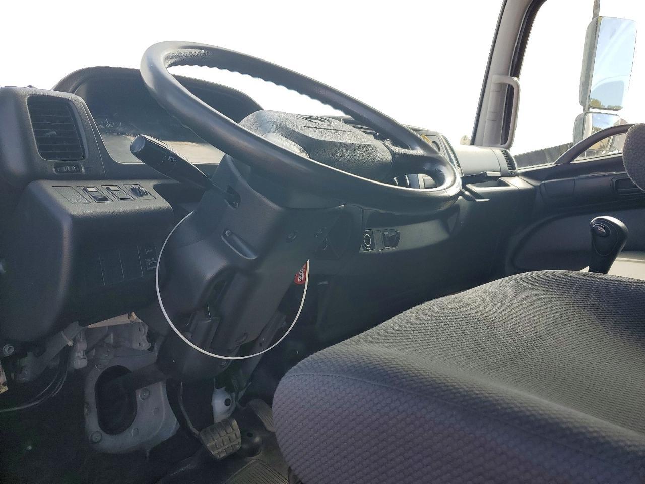 2019 Hino 258/268 BOX Truck