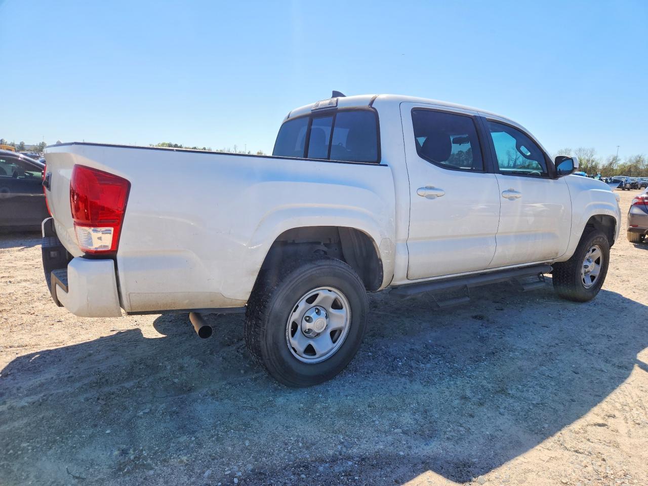 2017 Toyota Tacoma SR