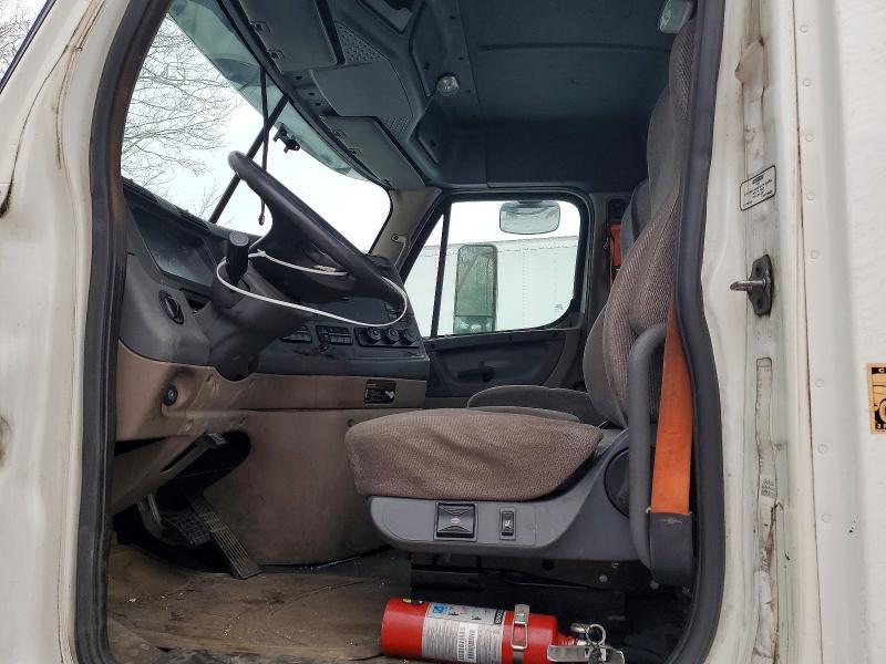 2012 Freigliner 2012 Freightliner Cascadia Semi Truck