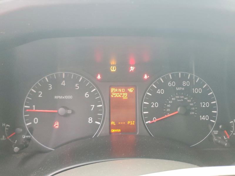 2013 Nissan NV 2500 HD S