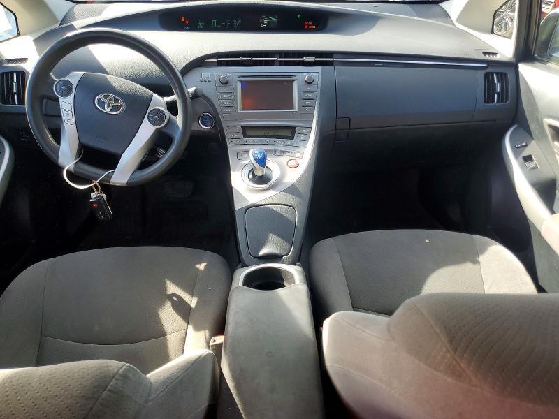 2014 Toyota Prius two