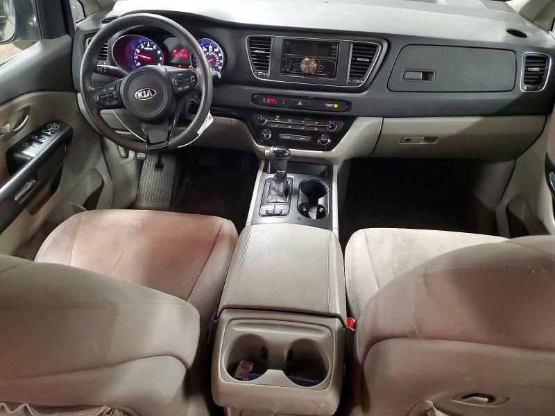 2015 KIA Sedona l
