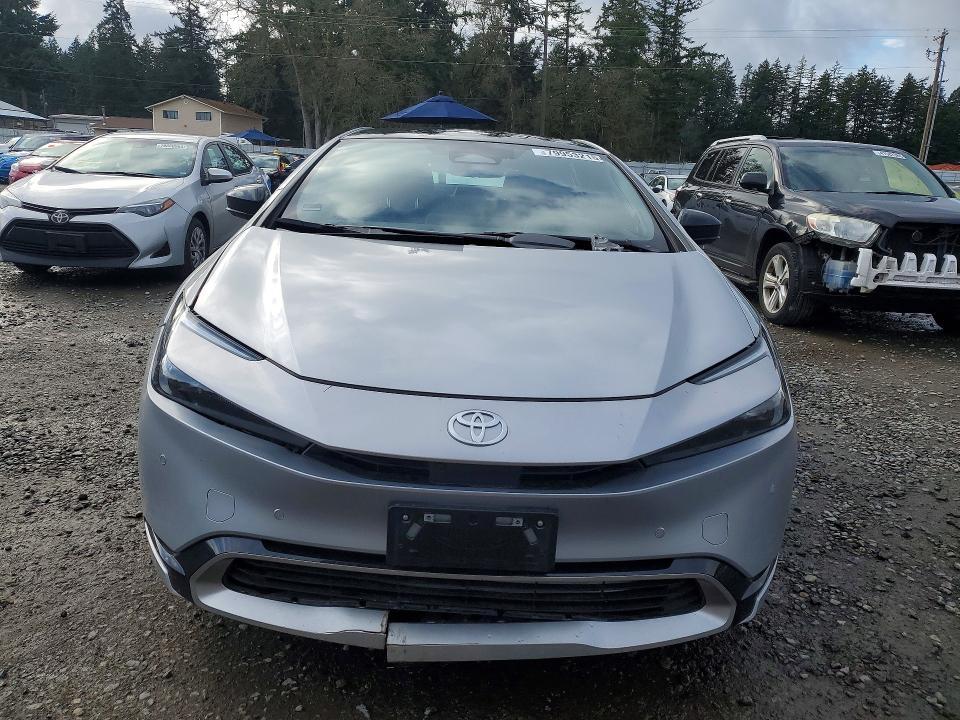 2024 Toyota Prius Prime xse Premium