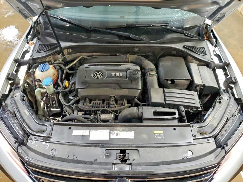 2017 Volkswagen Passat R-line