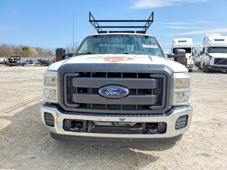 2014 Ford F350 Super Duty Flatbed Truck