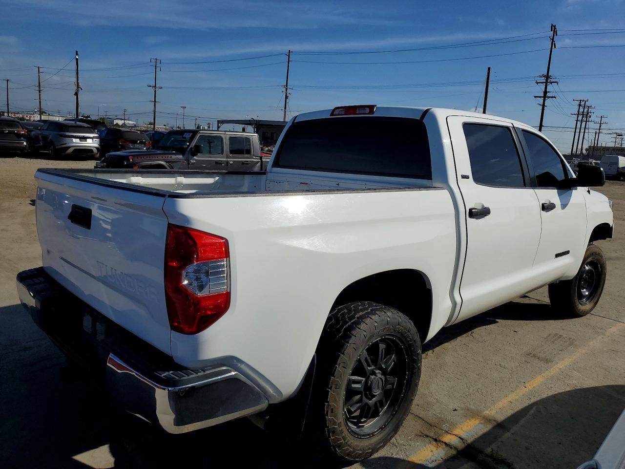 2018 Toyota Tundra SR5