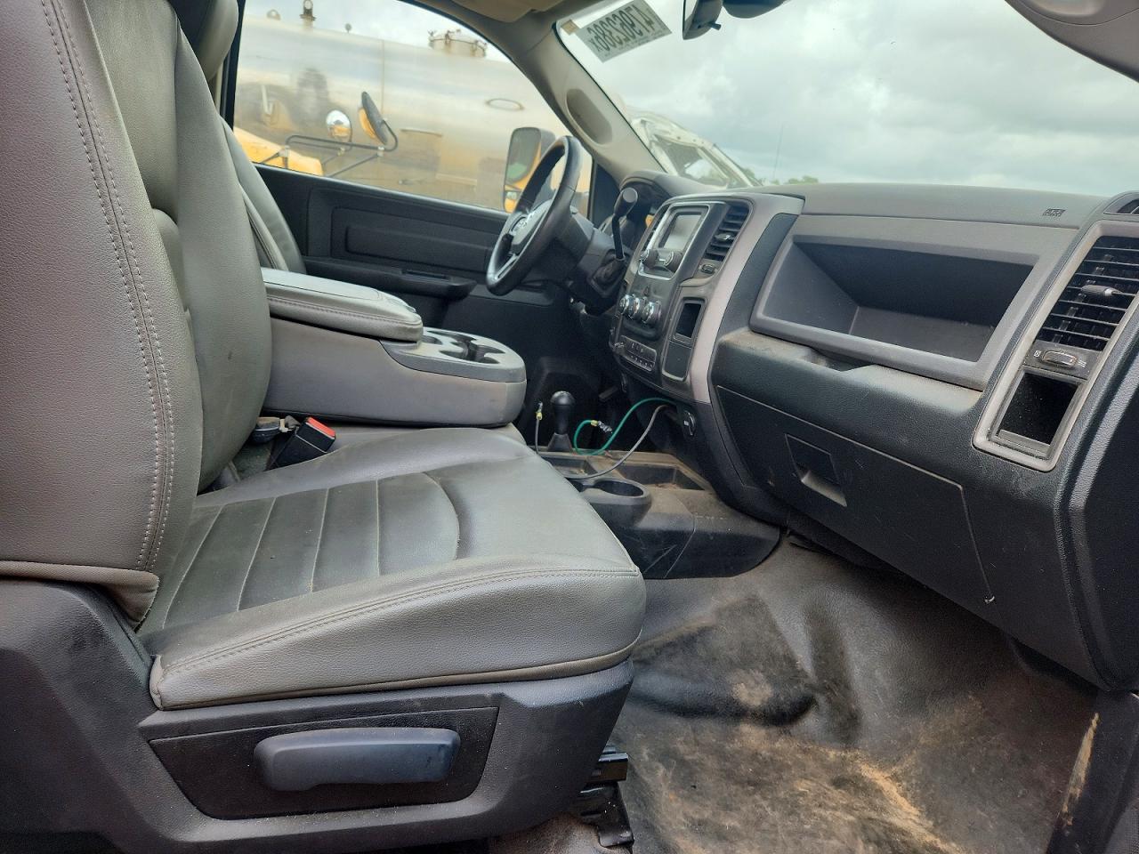 2016 Dodge RAM 5500-Delivery Truck