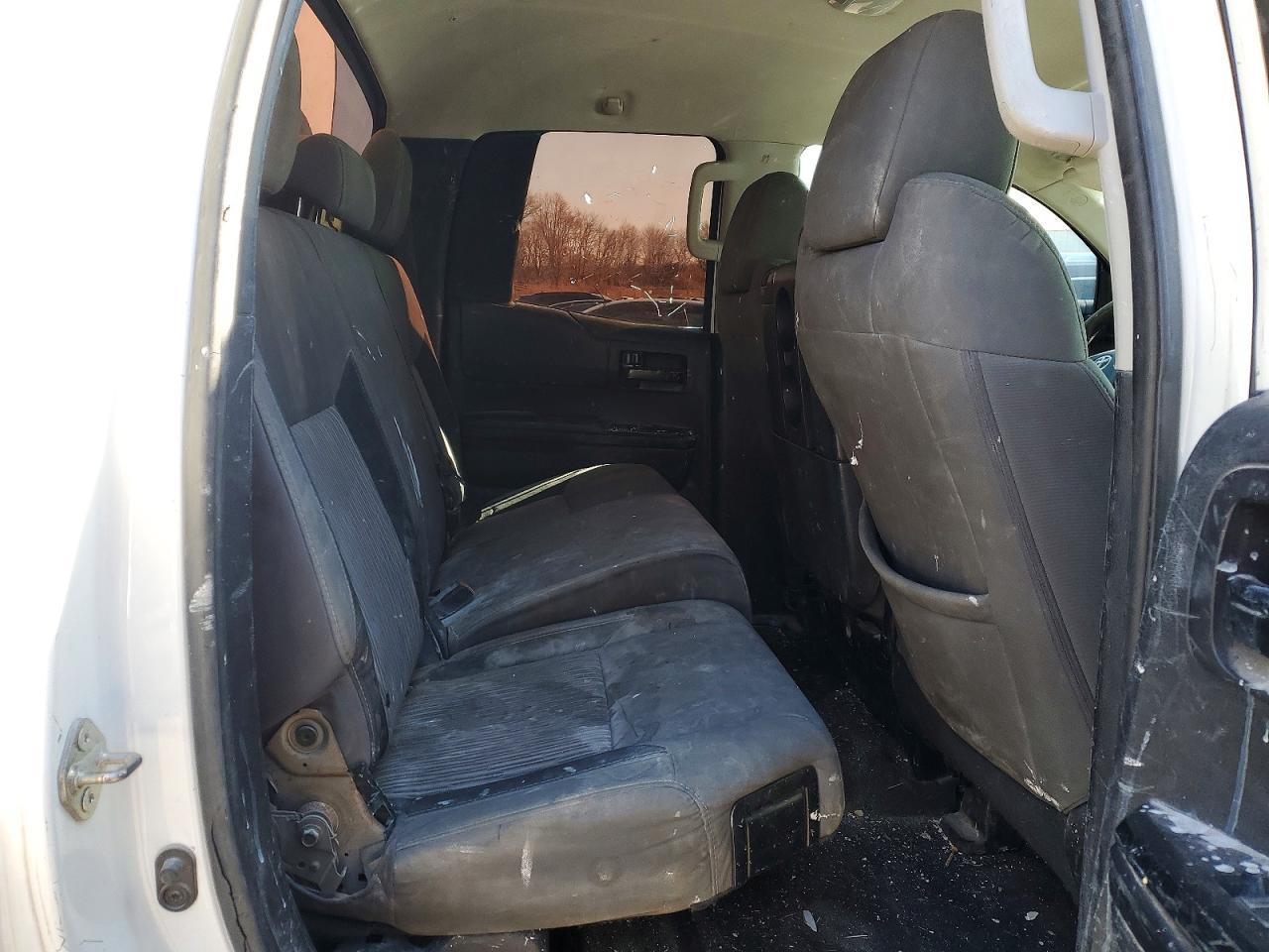 2014 Toyota Tundra SR