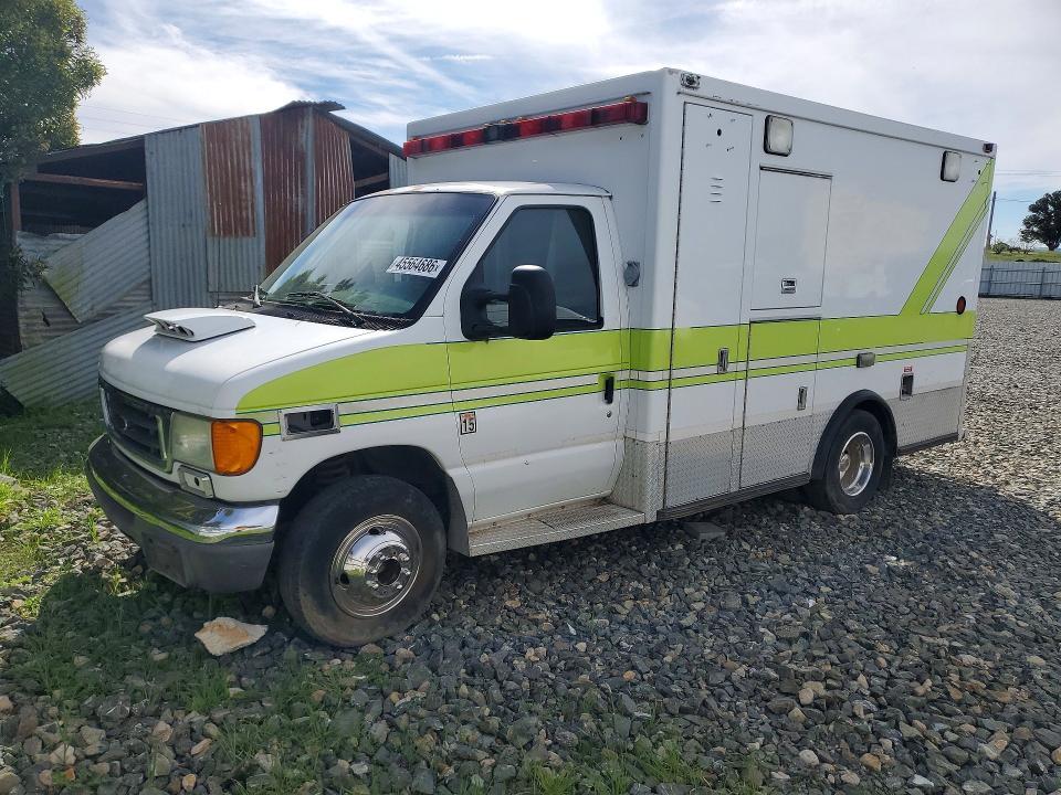 2006 Ford E-350 Ambulance
